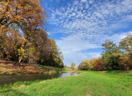 Powiększ obraz: Konkurs fotograficzny ,,Oławskie rzeki w jesiennym kadrze”